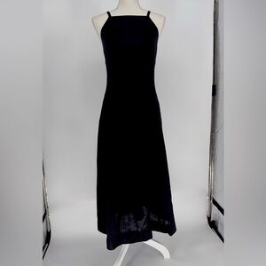NWT Veronika Maine
Fine Ramie Dress in Black SIZE 10
